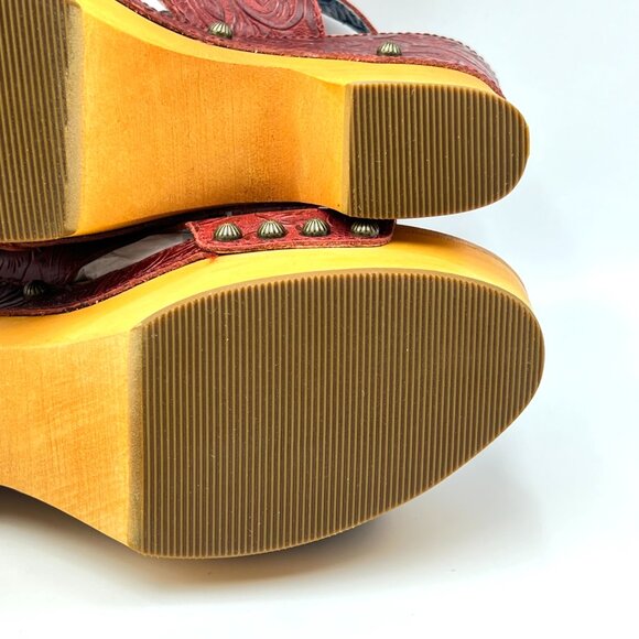 New Dingo Size 9 Tooled Red Leather Western Wedges Platform Clogs Sandals Shoes - Picture 10 of 13
